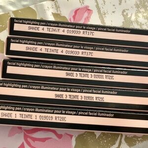 Shade 1 - Mary Kay Facial Highlighting Pen NIB NEW